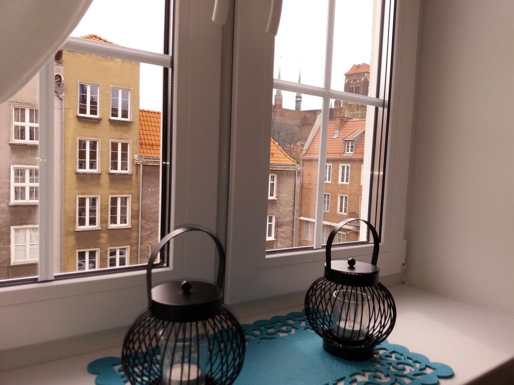 H&T Old Town Szeroka 77 Apartment กดัญสก์ ภายนอก รูปภาพ